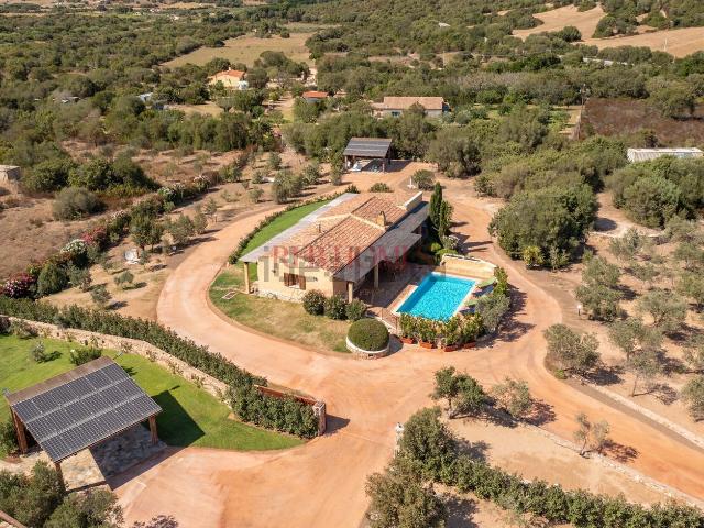 Casa in vendita a San Pantaleo, Sardigna/Sardegna