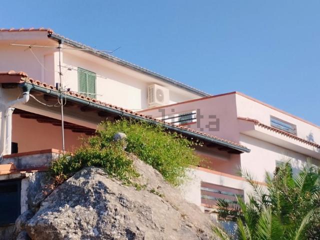 Casa in vendita a Monreale, Sicilia