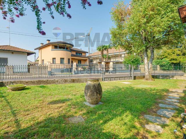 Casa in vendita a Turbigo, Milano