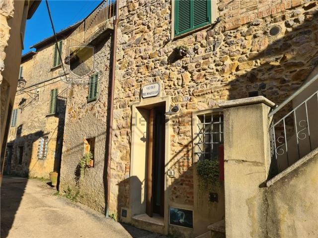 Casa in vendita a Monticiano, Toscana