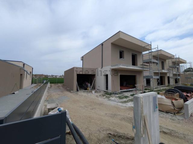 Casa in vendita a Unione Alto Ferrarese, Cento