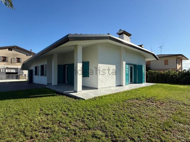 Casa in vendita a Palazzolo Dello Stella, Friuli-Venezia Giulia