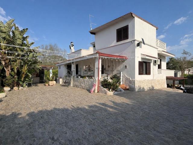 Casa in vendita a Puglia, Taranto