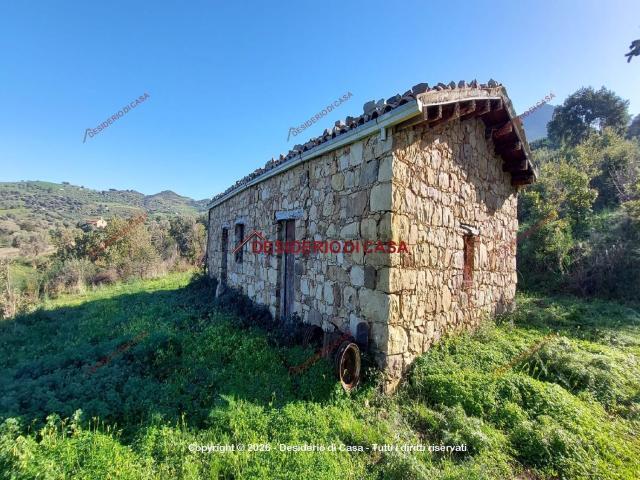 Casa in vendita a Collesano, Sicilia