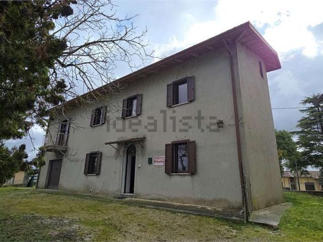 Casa in vendita a Gubbio, Umbria