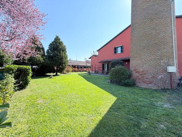 Casa in vendita a Gossolengo, Reggio Emilia