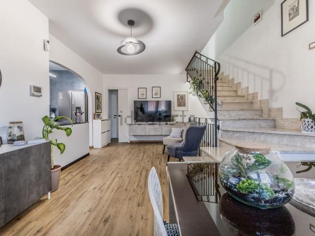 Casa in vendita a Stagni di Ostia, Roma Capitale