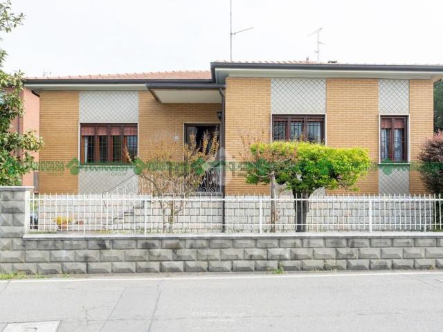 Casa in vendita a Unione dei comuni Valli del Reno, Lavino e Samoggia, Bazzano