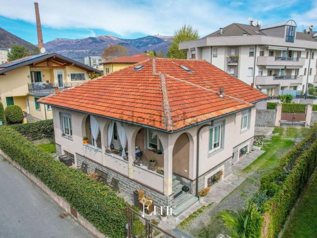 Casa in vendita a Intra, Piemonte