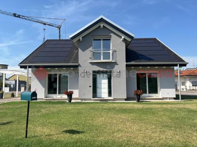Casa in vendita a Lendinara, Rovigo