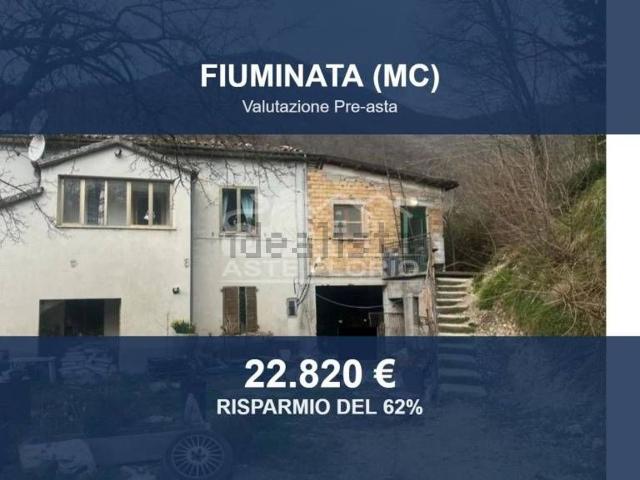 Casa in vendita a Marche, Macerata