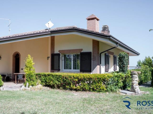 Casa in vendita a Montescudo-Monte Colombo, Albereto