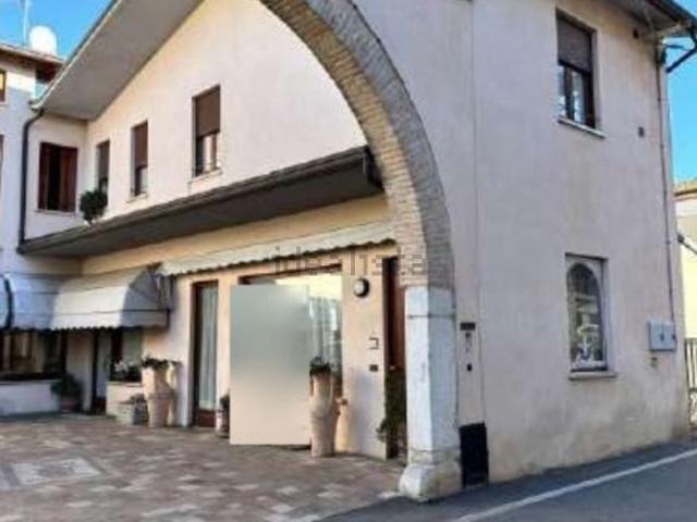 Casa in vendita a Chiuppano, Veneto