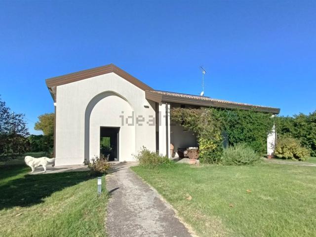 Casa in vendita a Campolungo, Ostellato