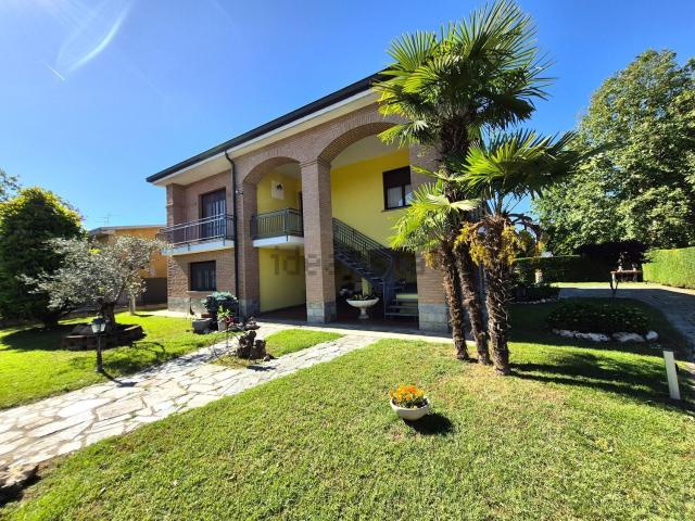 Casa in vendita a Torrevecchia Pia, Lombardia