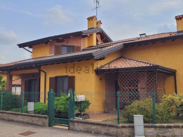 Casa in vendita a Santo Stefano, Piemonte