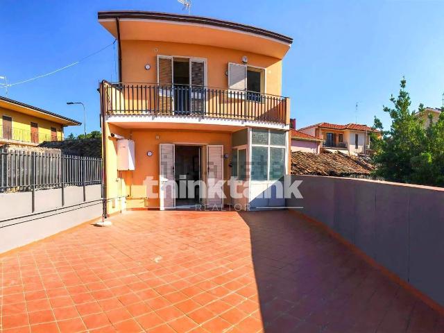 Casa in vendita a Ragala, Nicolosi