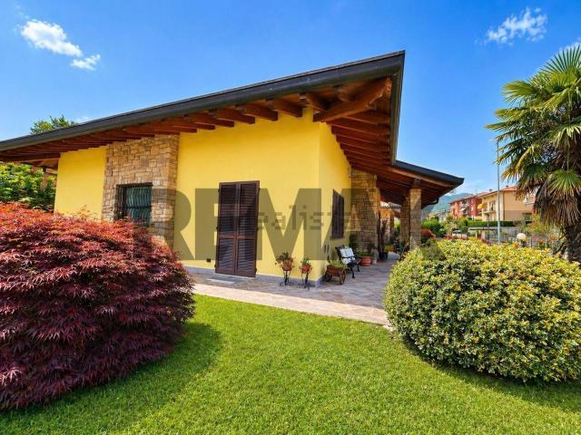 Casa in vendita a Villasola, Cisano Bergamasco