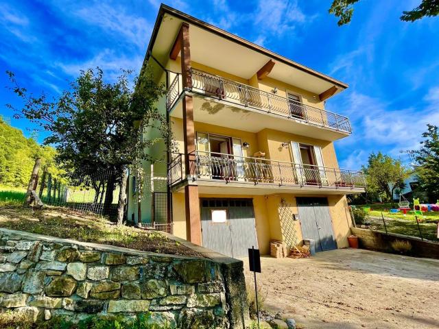 Casa in vendita a Corte Brugnatella