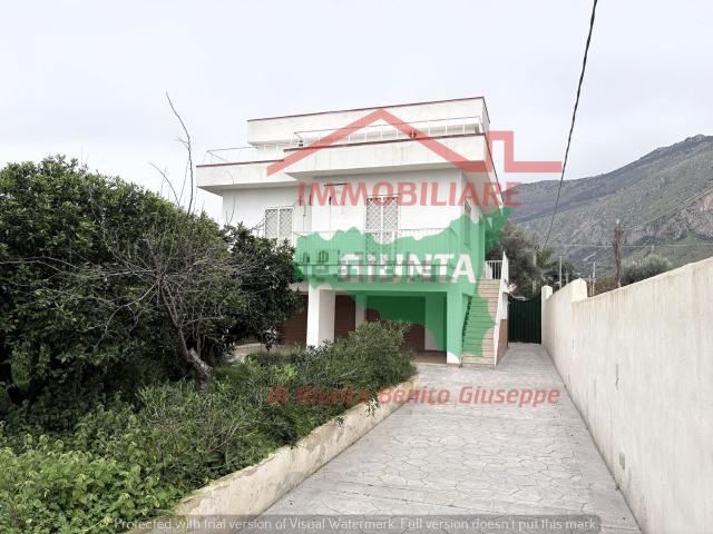 Casa in vendita a Piraineto, Carini