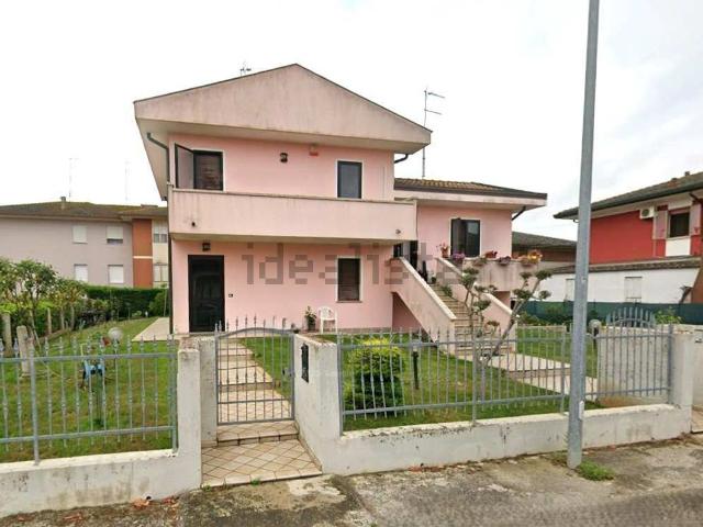 Casa in vendita a Contarina, Porto Viro