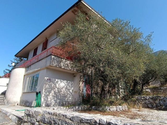 Casa in vendita a Vallecorsa, Lazio