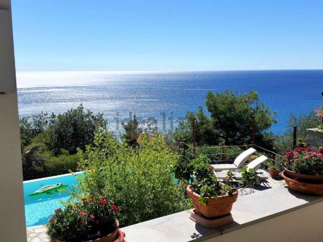 Casa in vendita a Andora, Liguria