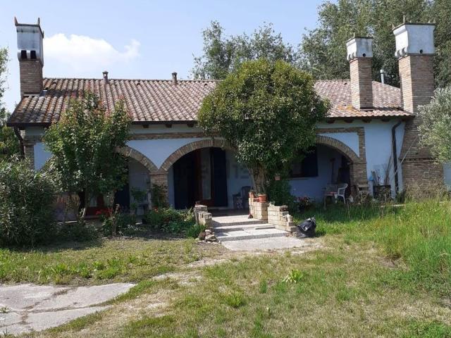 Casa in vendita a Taglio Di Po, Veneto
