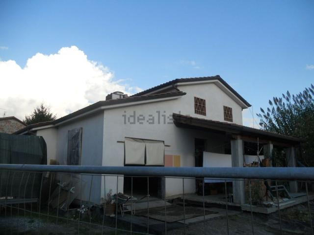 Casa in vendita a Castelnuovo Magra, Liguria
