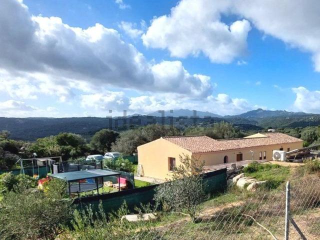 Casa in vendita a Telti