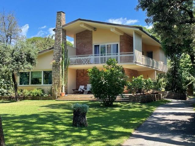 Casa in vendita a Tonfano, Toscana