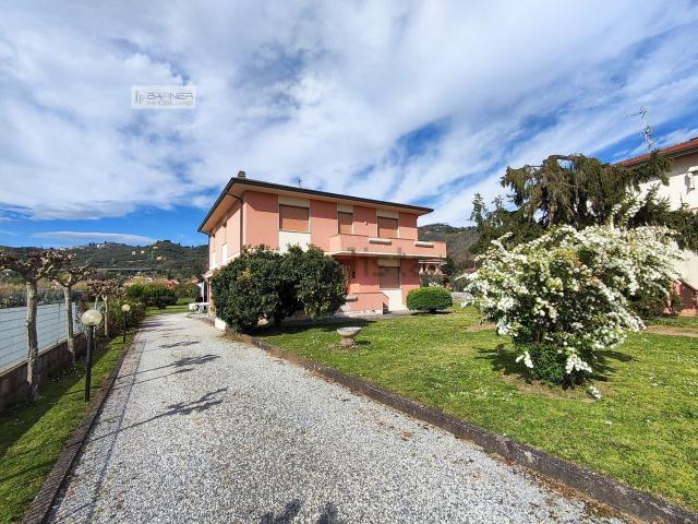 Casa in vendita a Massarosa, Toscana
