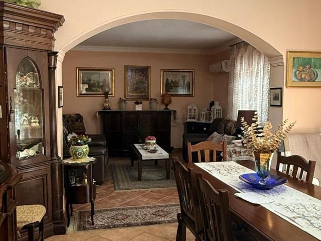 Casa in vendita a Calabria, Crotone