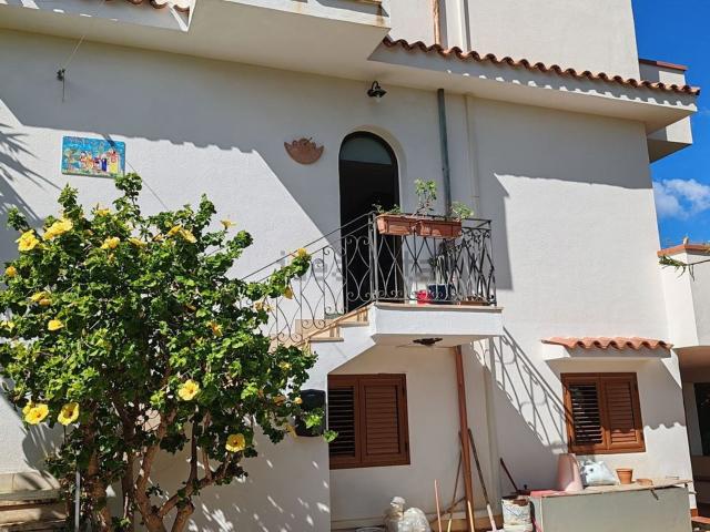 Casa in vendita a Piraineto, Carini