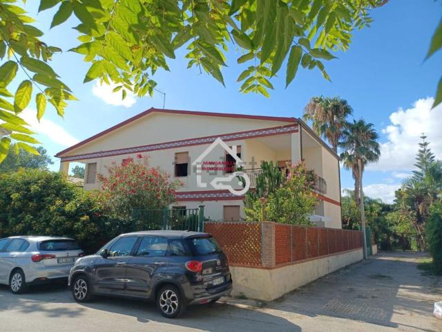 Casa in vendita a Capaccio, Campania