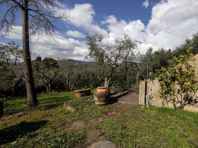 Casa in vendita a Uzzano E Castello, Toscana