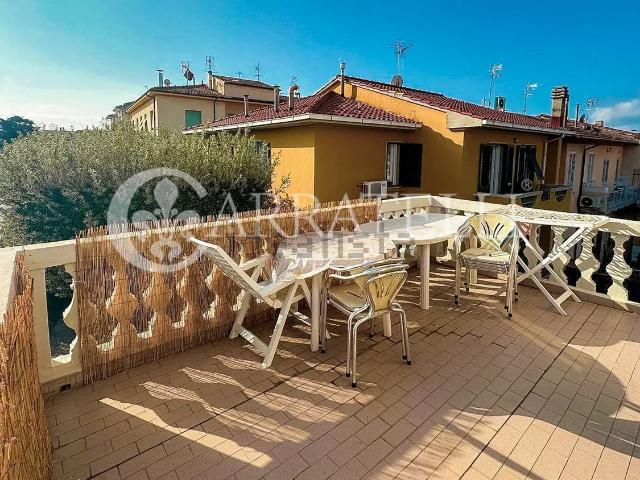 Casa in vendita a Cecina, Toscana
