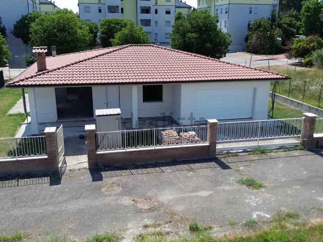 Casa in vendita a Fidenza, Reggio Emilia