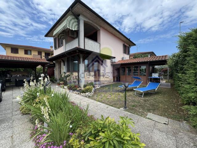 Casa in vendita a Marudo, Lombardia