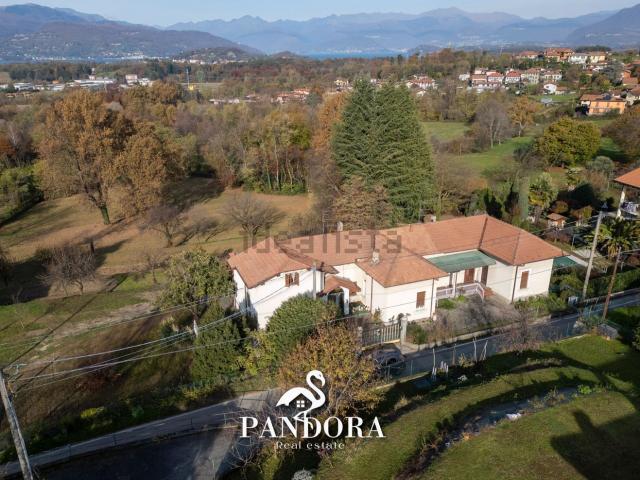 Casa in vendita a Cadrezzate con Osmate, Cadrezzate