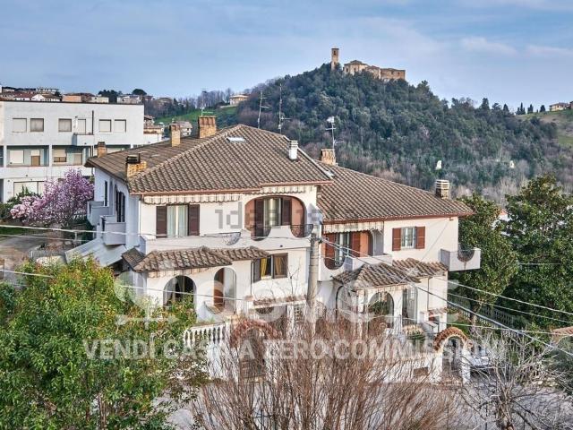 Casa in vendita a Penne, Abruzzo