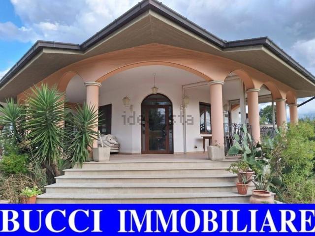 Casa in vendita a Alanno, Abruzzo