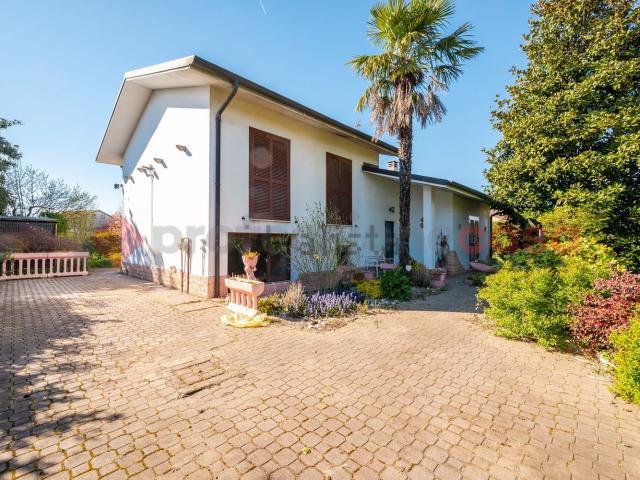 Casa in vendita a Unione dei Comuni I Fontanili, Gudo Visconti