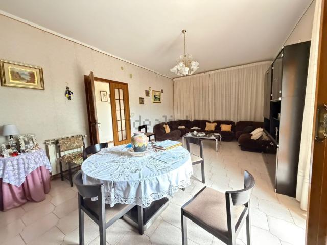 Casa in vendita a Riposto, Sicilia