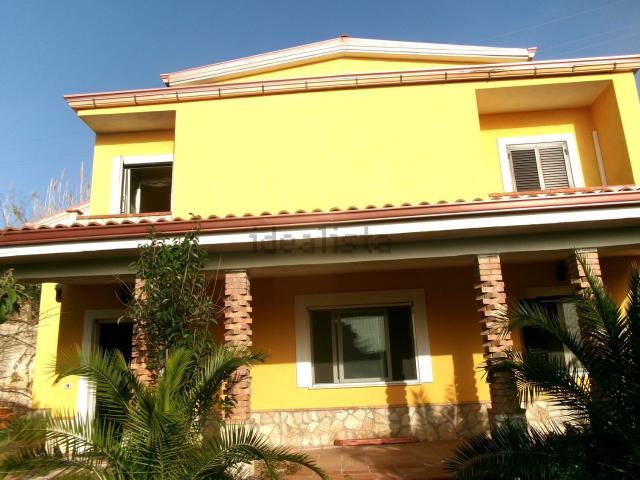 Casa in vendita a Calabria, Cosenza