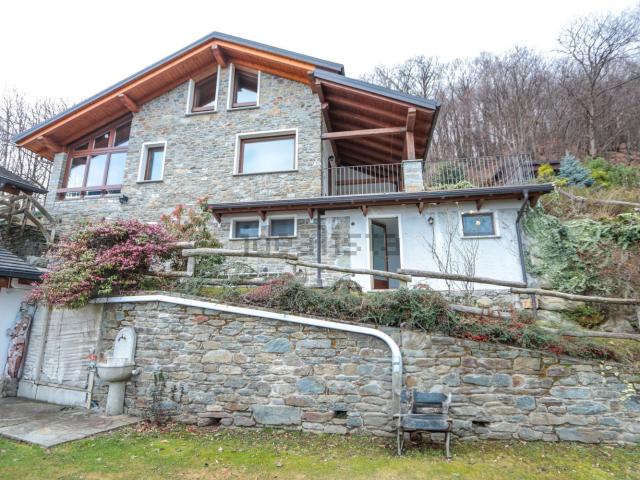 Casa in vendita a Pianello Del Lario, Lombardia