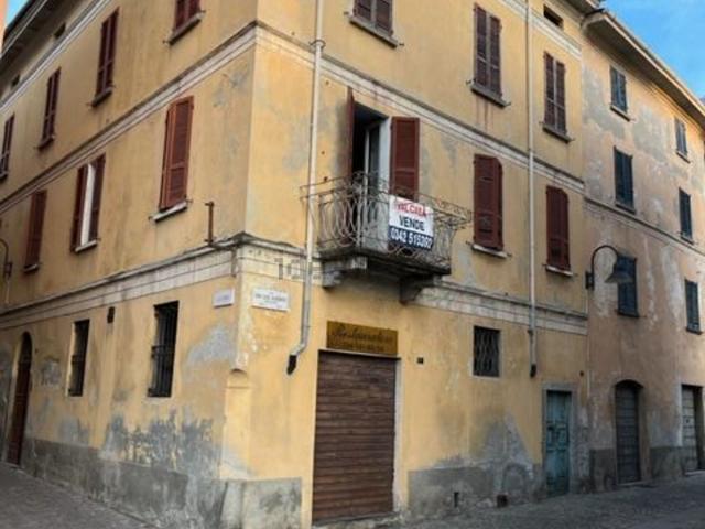 Casa in vendita a Tirano, Lombardia