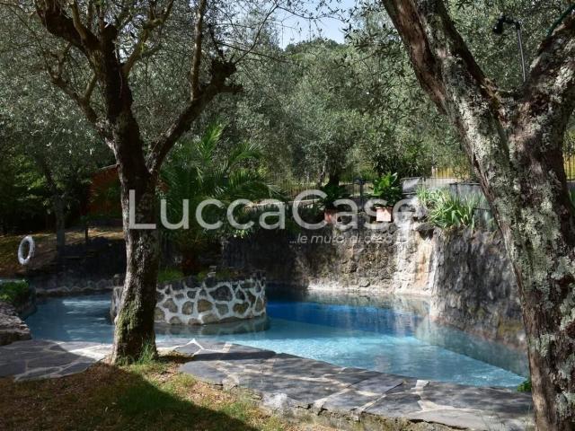 Casa in vendita a Montebello, Camaiore