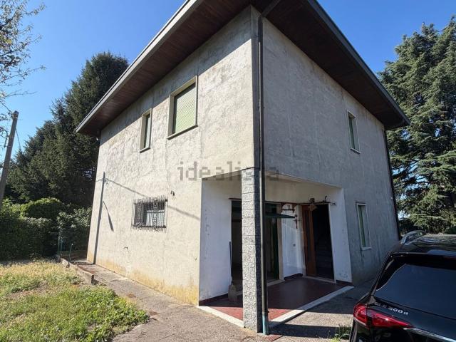 Casa in vendita a Cardana, Besozzo