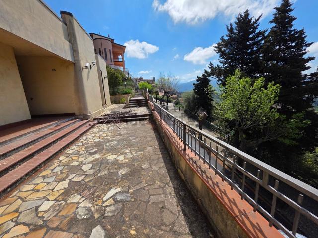 Casa in vendita a Calabria, Cosenza